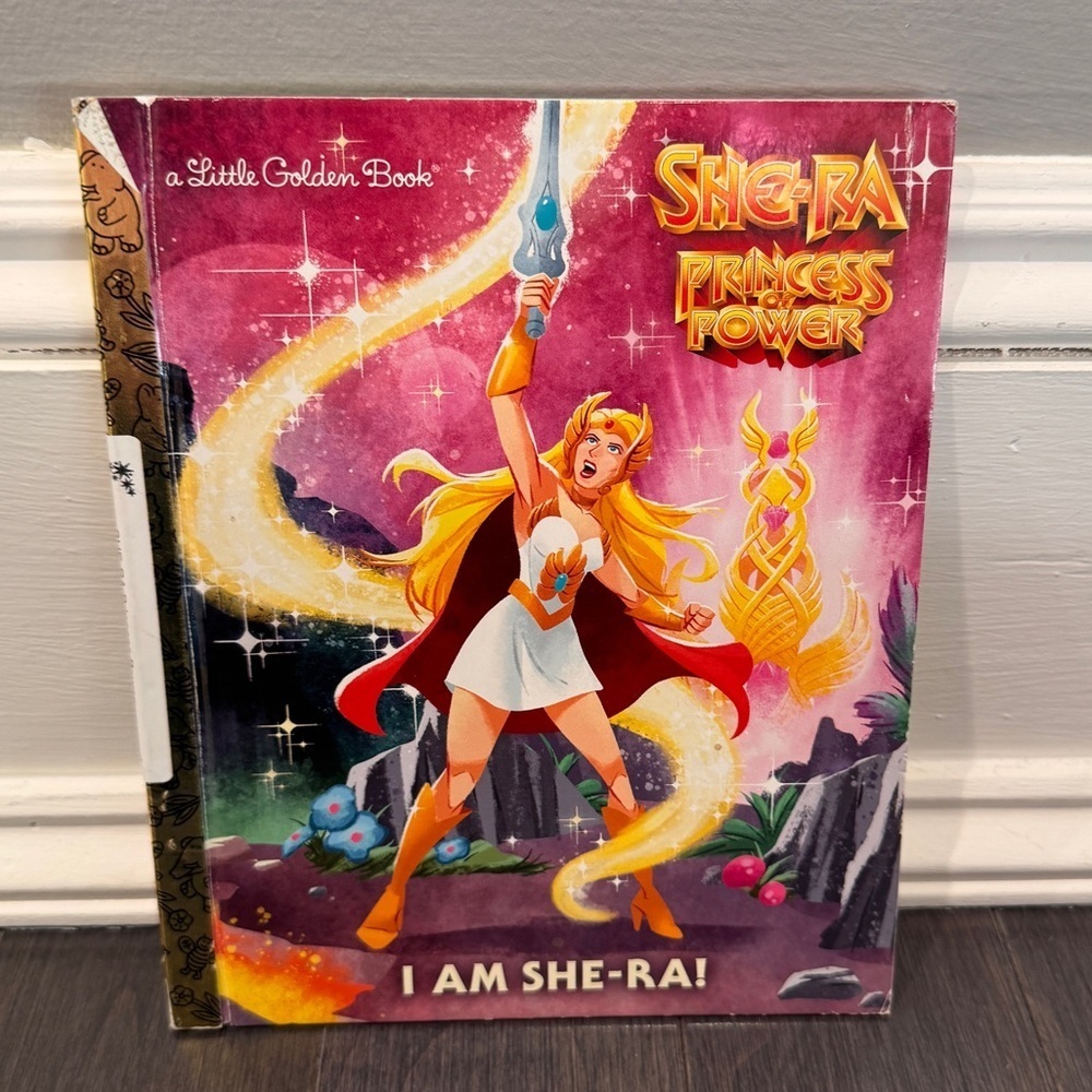She-Ra Princess of Power Hardcover Book - Pink and Yellow Toddler Baby Kid